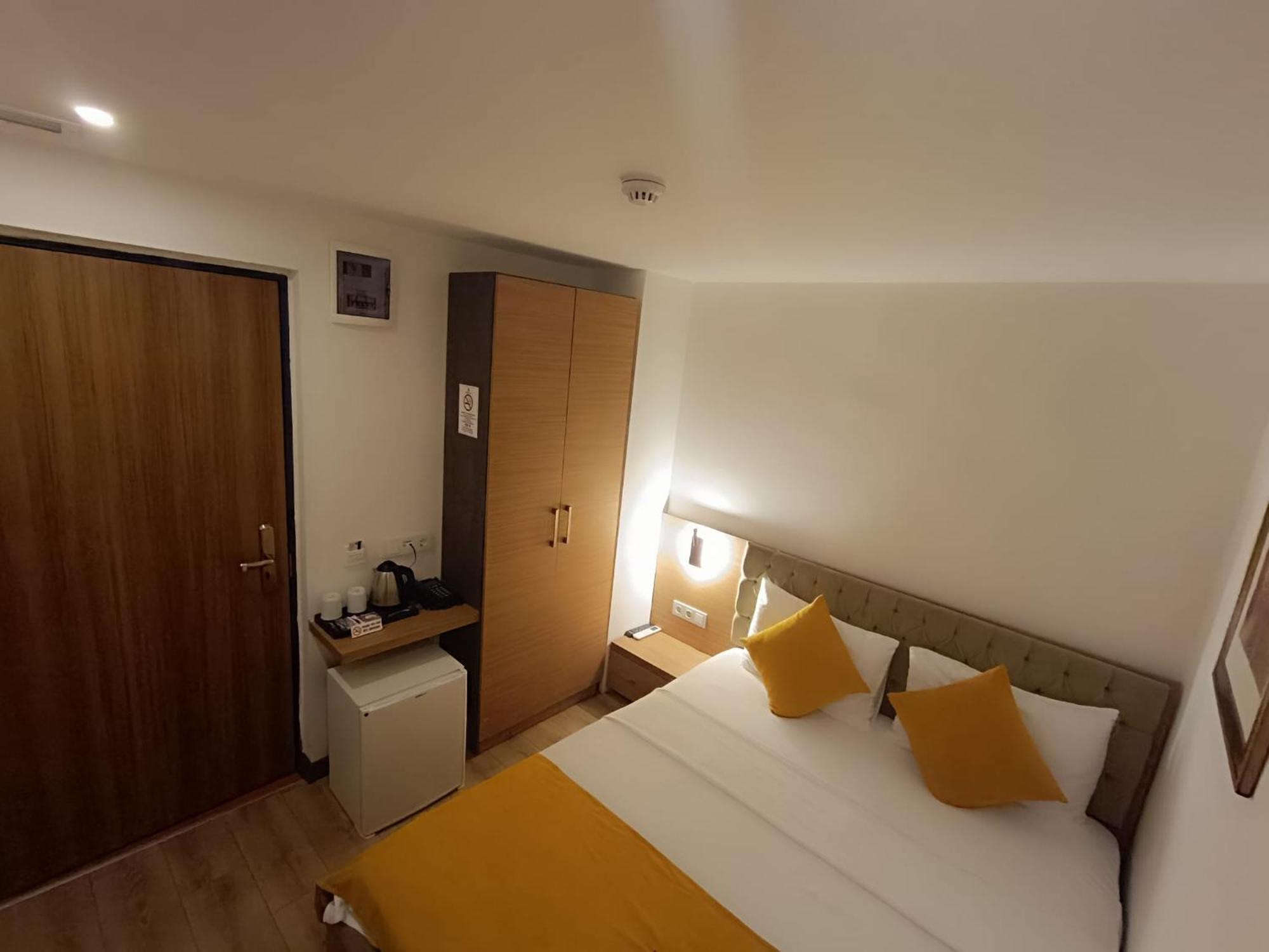 Comfy Otel Antalya Lara מראה חיצוני תמונה